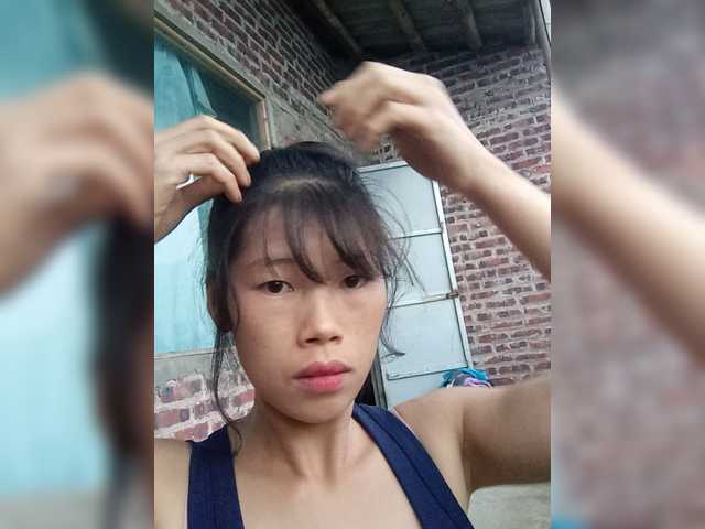Sunny-Vietnamgirl live cam on BongaCams