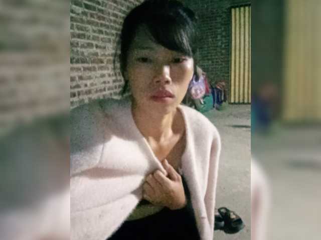 Sunny-Vietnamgirl live cam preview