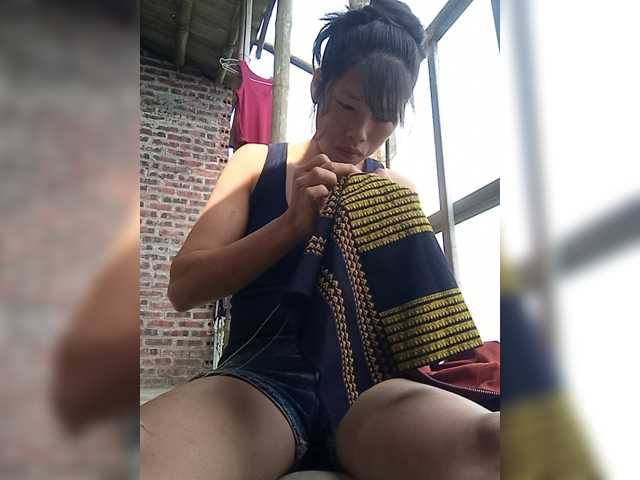 Sunny-Vietnamgirl live cam on BongaCams