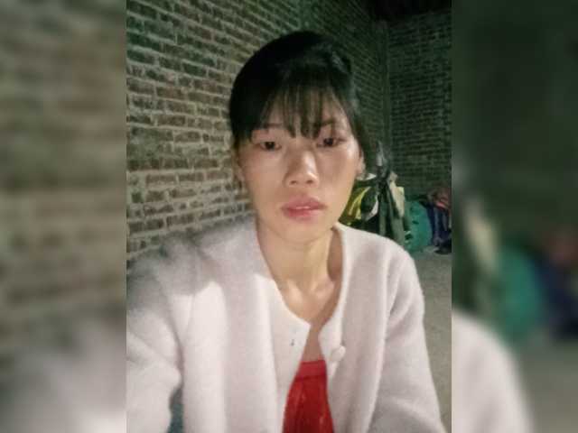 Sunny-Vietnamgirl live cam on BongaCams