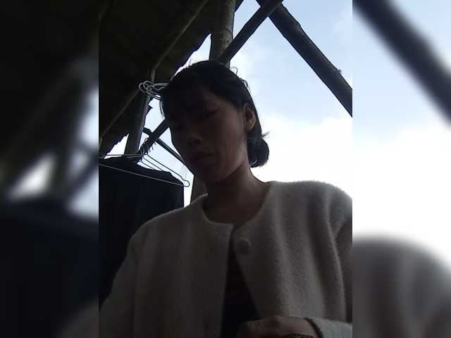 Sunny-Vietnamgirl live cam on BongaCams