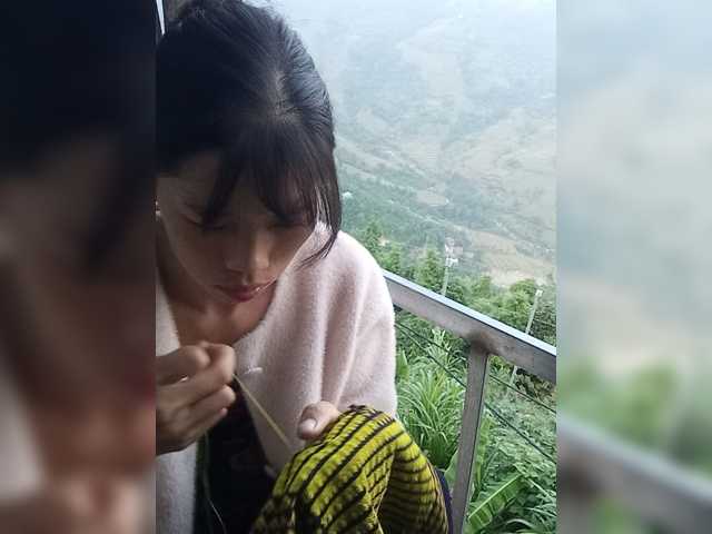 Sunny-Vietnamgirl live cam on BongaCams