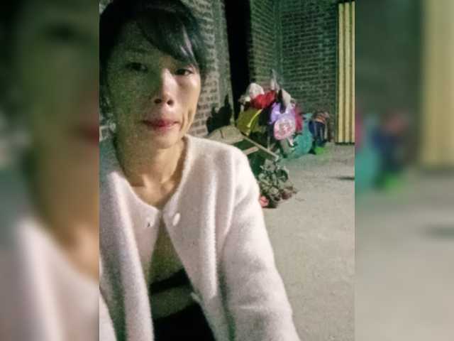 Sunny-Vietnamgirl