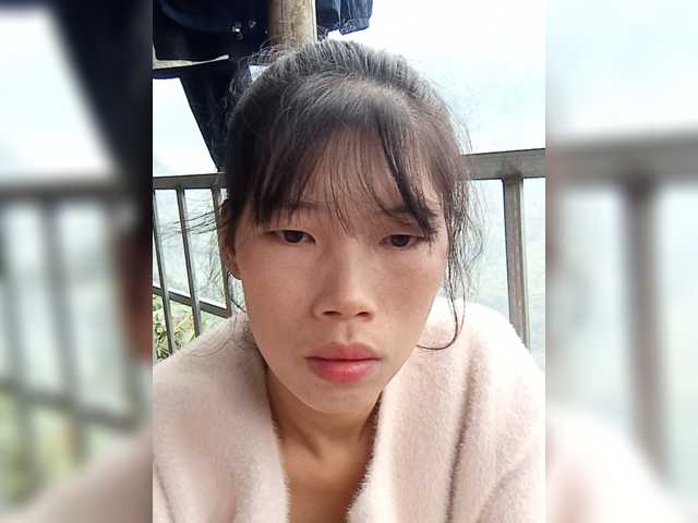 Sunny-Vietnamgirl live cam preview