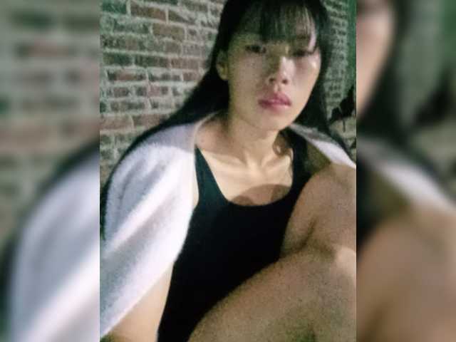 Sunny-Vietnamgirl
