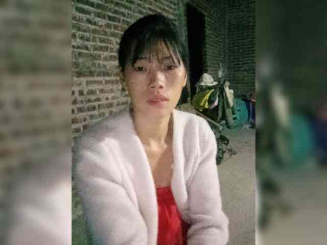 Sunny-Vietnamgirl