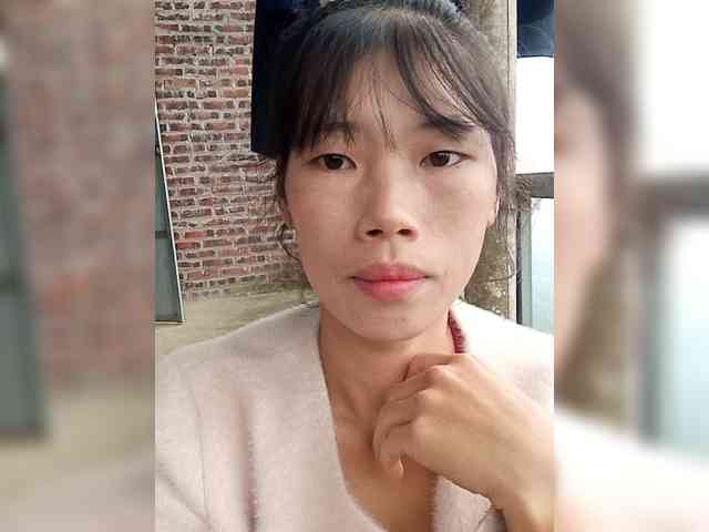 Model: Sunny-Vietnamgirl