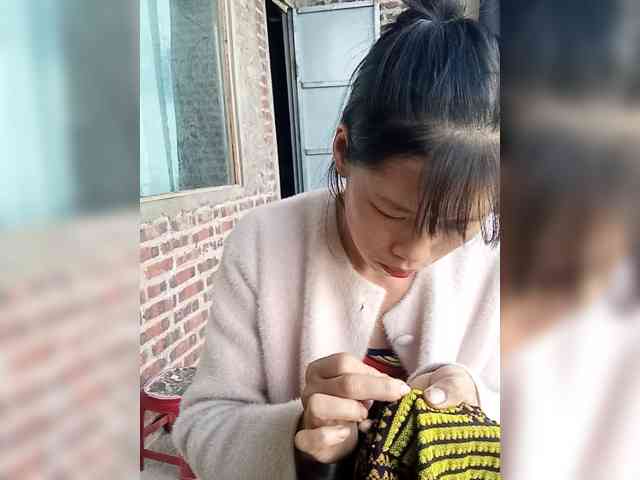 Sunny-Vietnamgirl