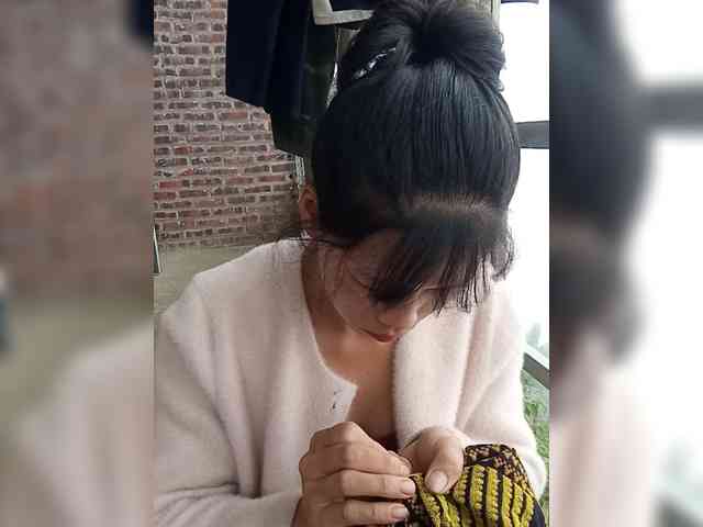 Sunny-Vietnamgirl