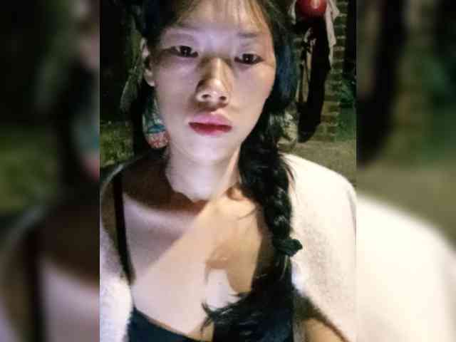 Sunny-Vietnamgirl
