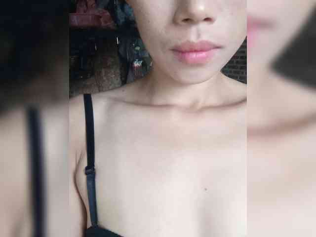Model: Sunny-Vietnamgirl