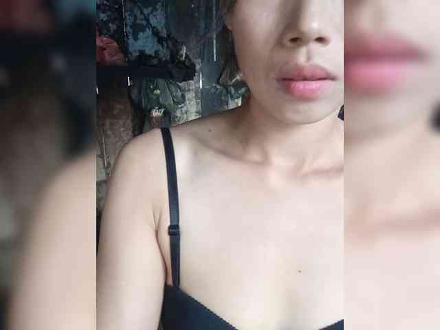 Sunny-Vietnamgirl