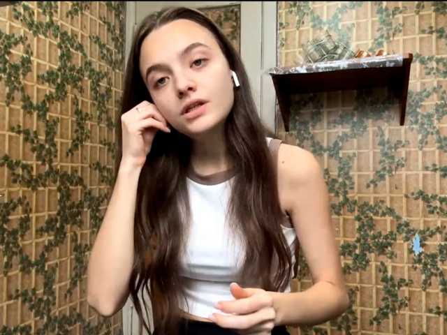Ariacutie live cam