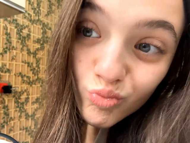 KaraKolkowski live cam on BongaCams