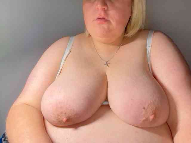 Blondie92 webcam