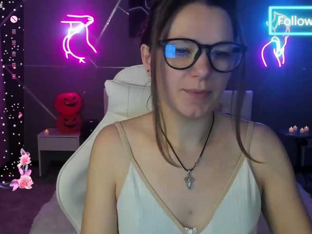 luvmilena live cam on BongaCams