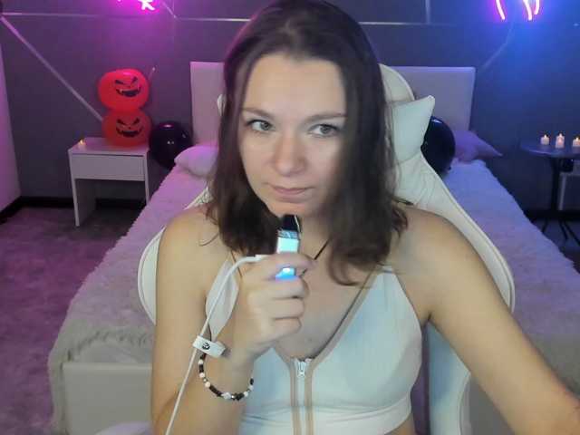 luvmilena live cam on BongaCams