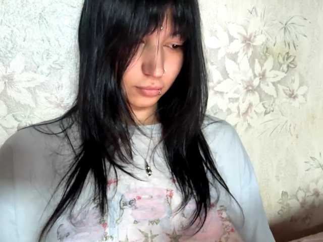 Julissaarnell live cam
