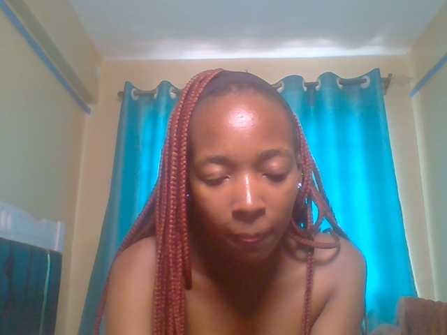 Hot-fine-girl live cam on BongaCams