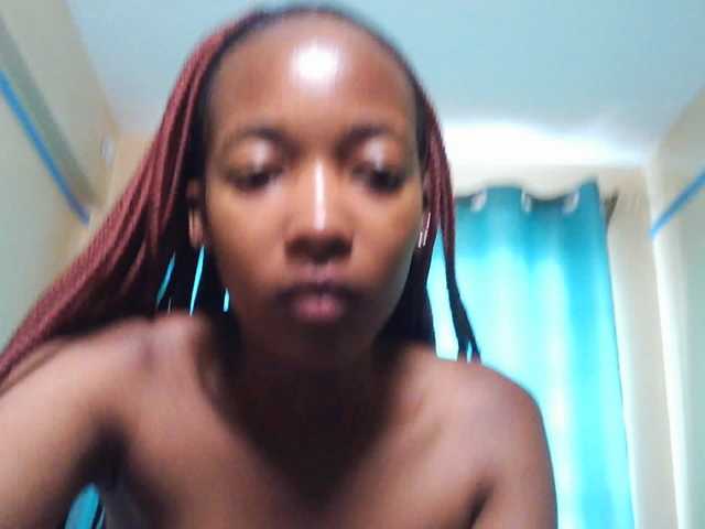 Hot-fine-girl live cam on BongaCams
