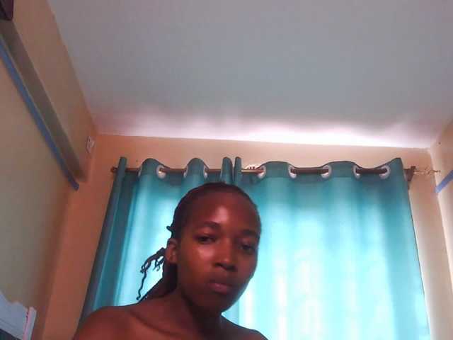Hot-fine-girl live cam on BongaCams