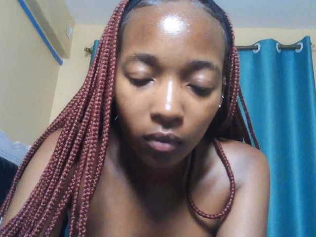 Hot-fine-girl live cam on BongaCams