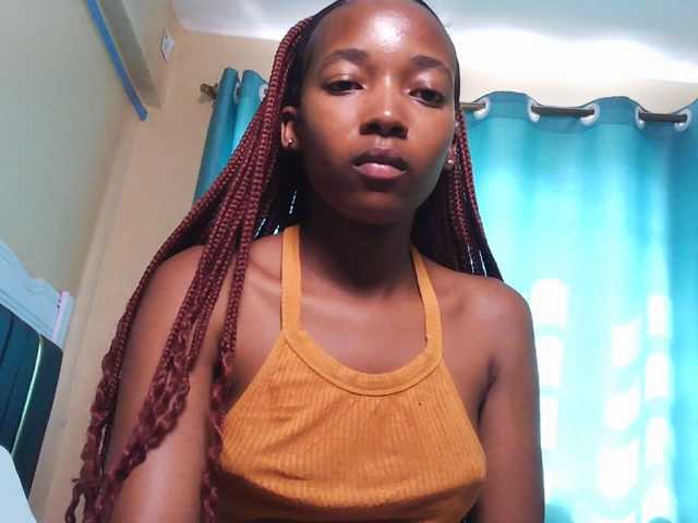 Hot-fine-girl live cam on BongaCams