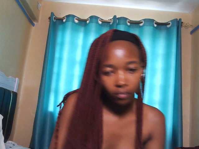 Hot-fine-girl live cam on BongaCams