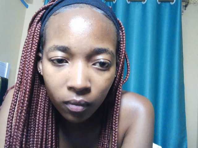 Hot-fine-girl live cam on BongaCams