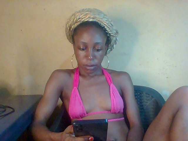 Sexymusclegurl live cam on BongaCams