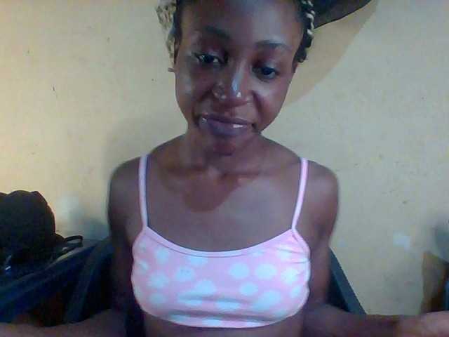 Sexymusclegurl live cam on BongaCams