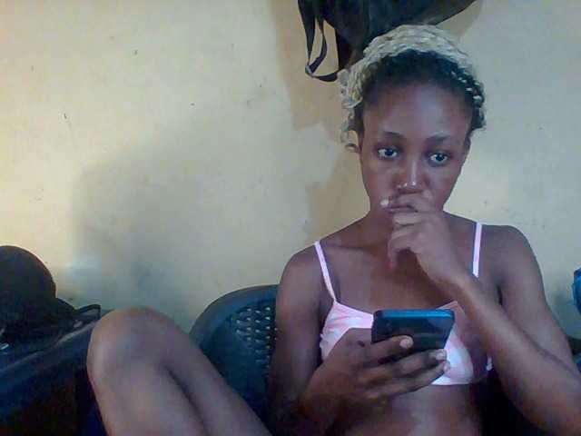 Sexymusclegurl live cam on BongaCams