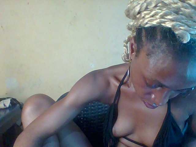 Sexymusclegurl live cam on BongaCams