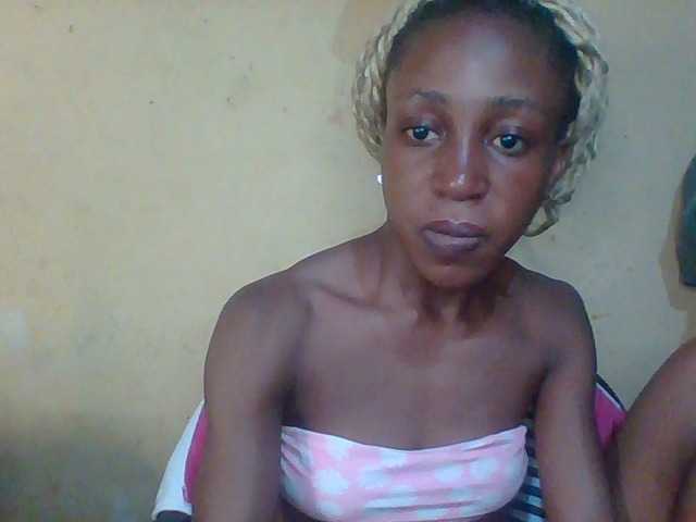 Sexymusclegurl webcam