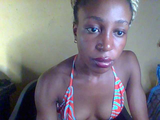 Sexymusclegurl live cam on BongaCams