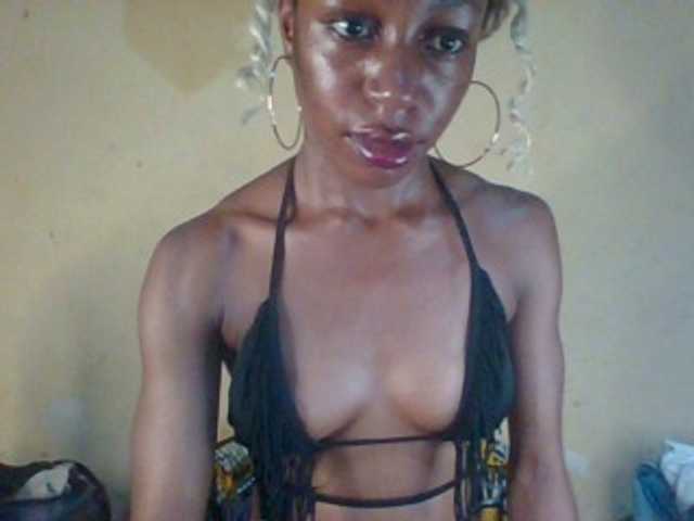 Sexymusclegurl live cam on BongaCams