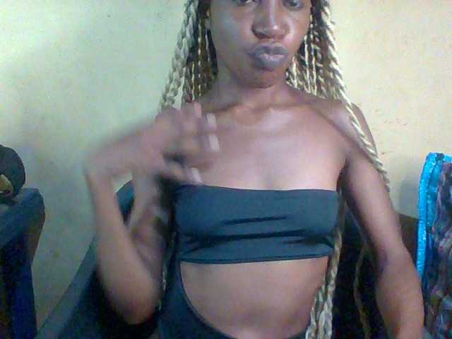 Sexymusclegurl live cam on BongaCams