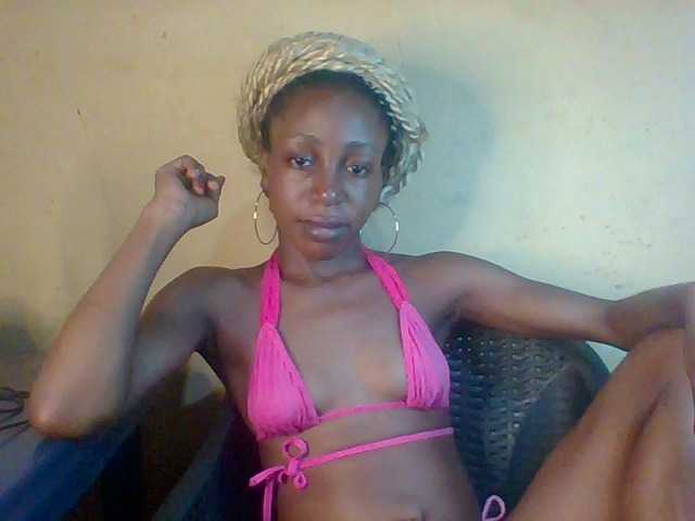 Sexymusclegurl live cam on BongaCams