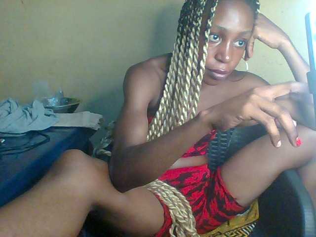 Sexymusclegurl live cam preview