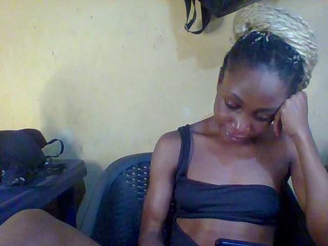 Sexymusclegurl live cam