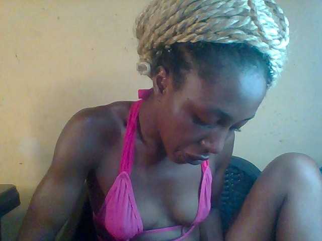 Sexymusclegurl live cam on BongaCams