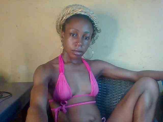 Sexymusclegurl's live stream