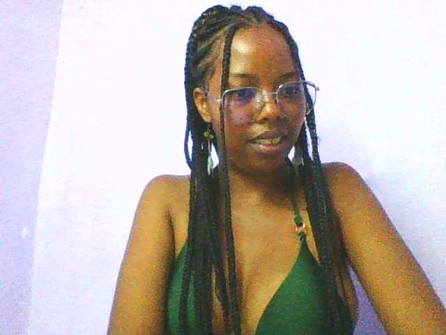 DrLaura webcam