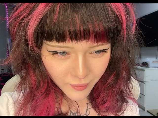 Calverienne live cam on BongaCams