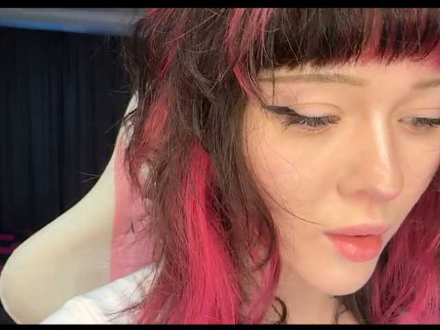 Calverienne live cam on BongaCams