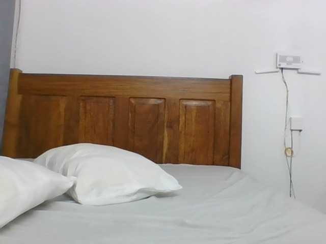 Sera-booty555