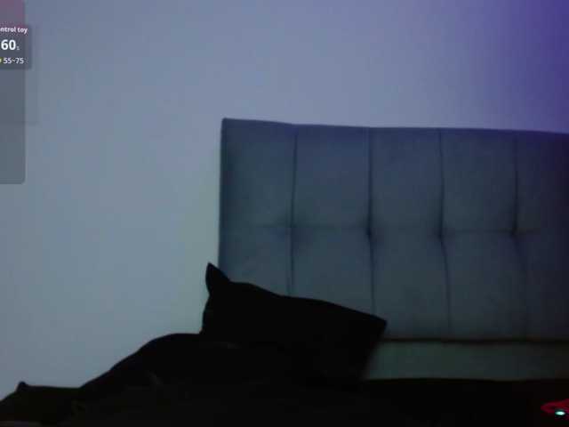 Ashley-Moon live cam on BongaCams
