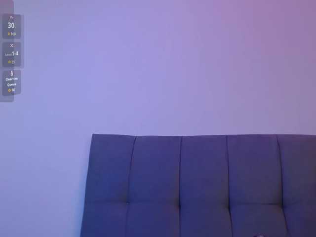 Ashley-Moon live cam on BongaCams