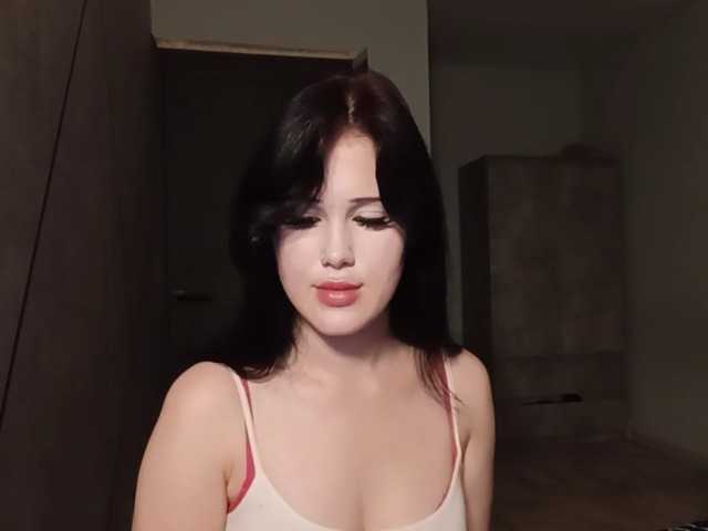 IsabelMarchessault live cam on BongaCams