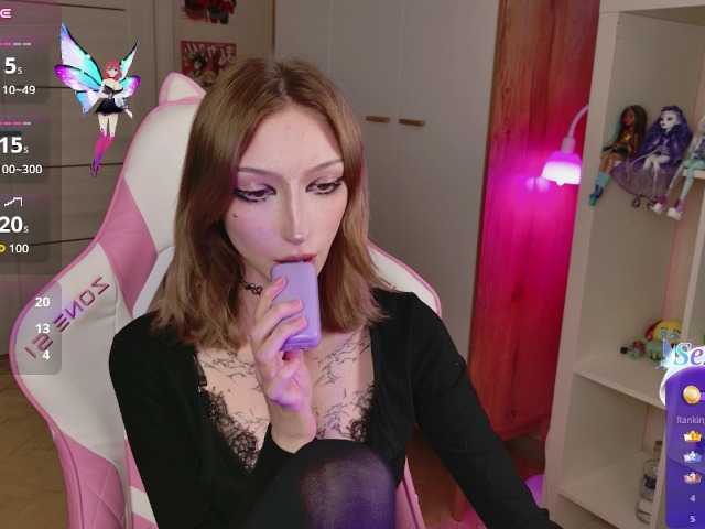 aevraee live cam on BongaCams